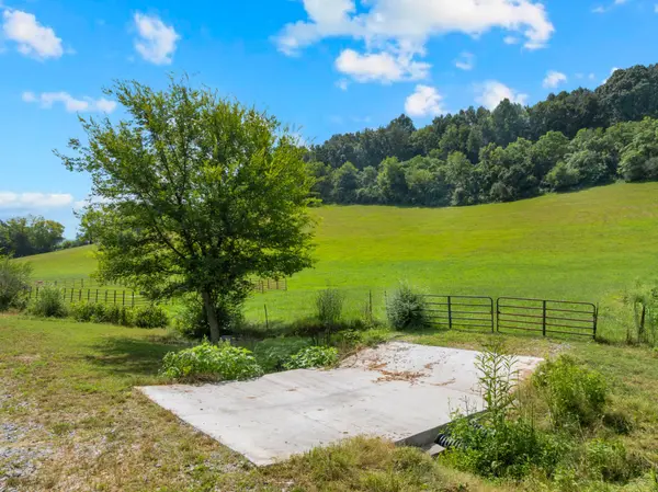 1220 Normandy Rd, Normandy, TN 37360