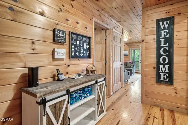 1204 Honeysuckle Lane, Sevierville, TN 37876