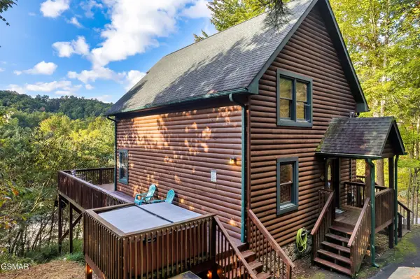 1204 Honeysuckle Lane, Sevierville, TN 37876
