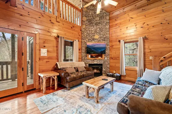 2828 Ridge Creek Circle, Sevierville, TN 37876