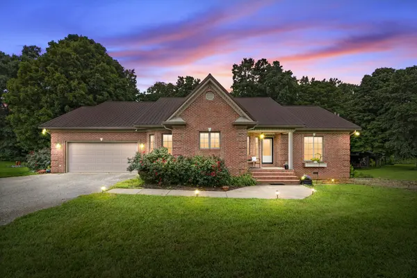 3055 Quisenberry Ln, Hopkinsville, KY 42240