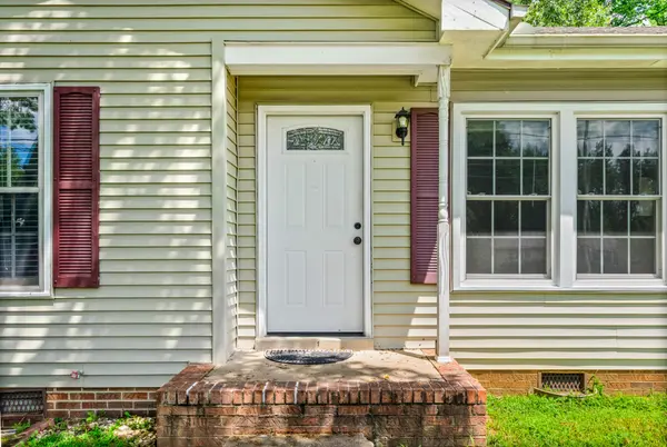 541 Donna Dr, Clarksville, TN 37042