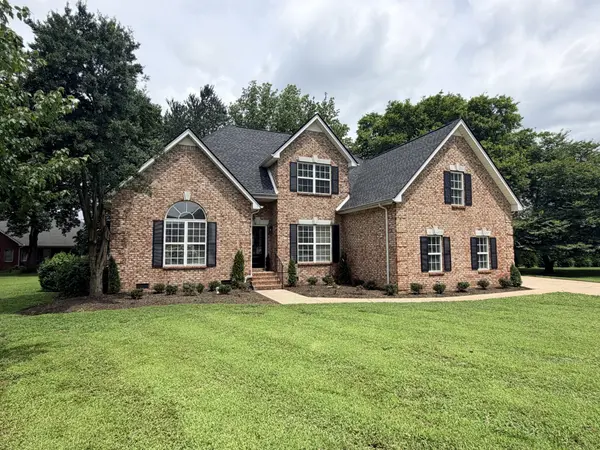 1005 Ithaca St, Murfreesboro, TN 37130