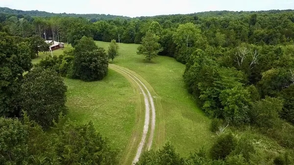 5340 Lunns Store Rd, Chapel Hill, TN 37034