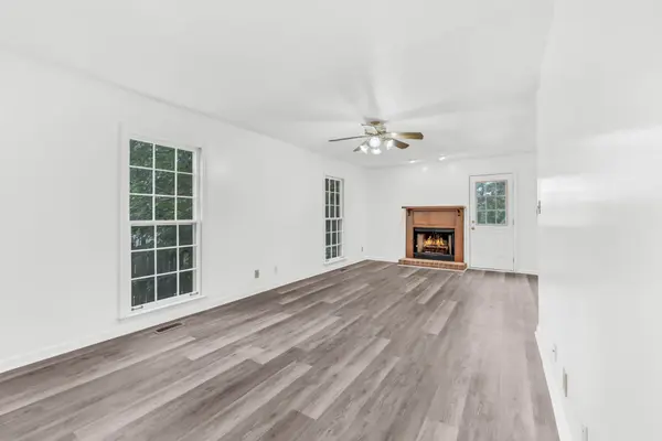 522 Eysian Rd, Clarksville, TN 37040