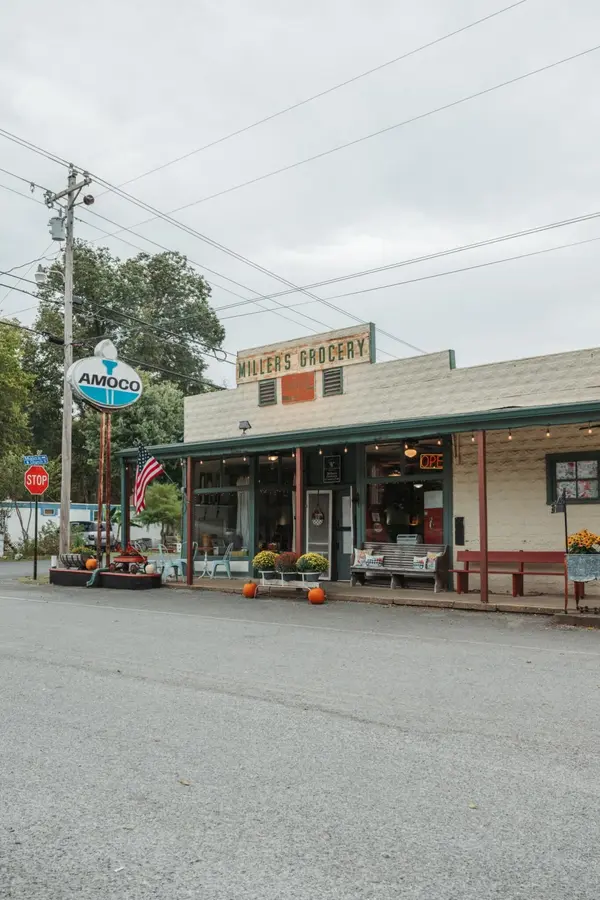 7011 Main St, Christiana, TN 37037