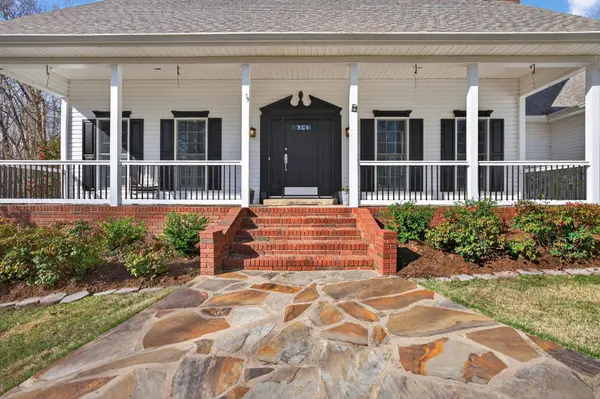 1400 Dogwood Valley Road, Tunnel Hill, GA 30755