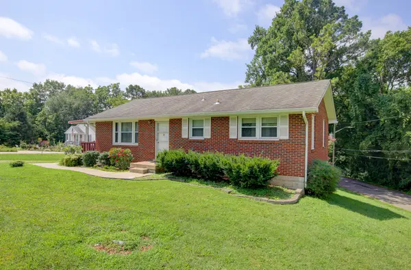 2302 Old Ashland City Rd, Clarksville, TN 37043