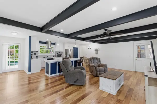 105 Brooklawn Dr, White House, TN 37188