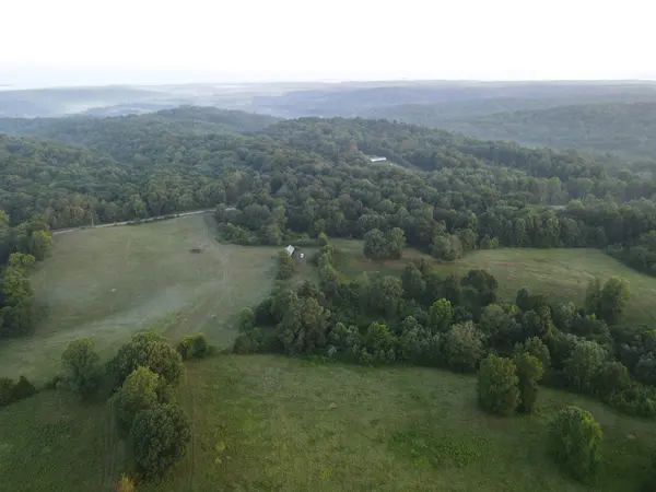 2 Shiloh Canaan Road, Palmyra, TN 37142