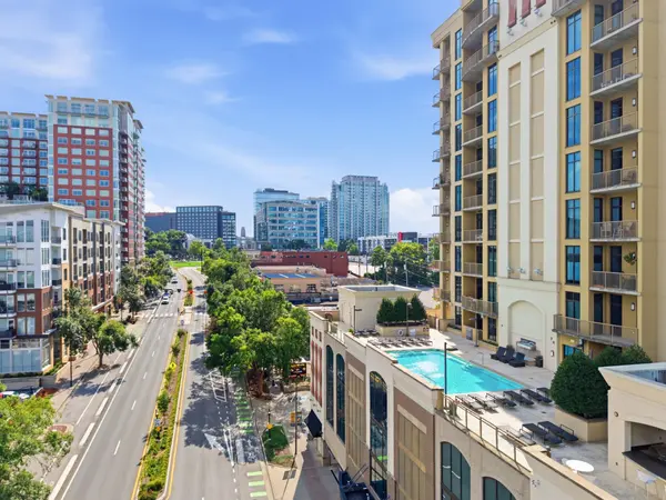 1510 Demonbreun St #502, Nashville, TN 37203
