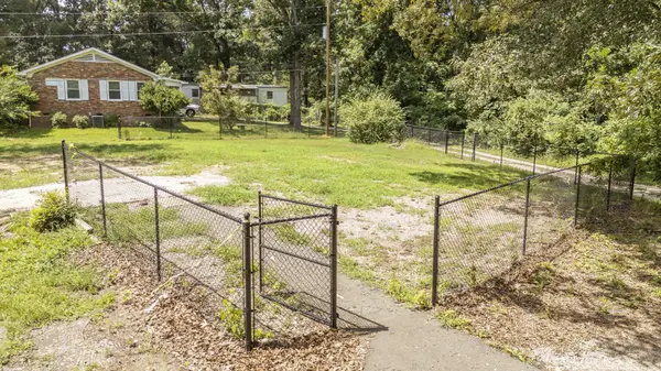 445 LEW WALLACE RD, Crump, TN 38327