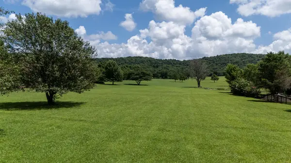 107 Forrest Ct, Shelbyville, TN 37160
