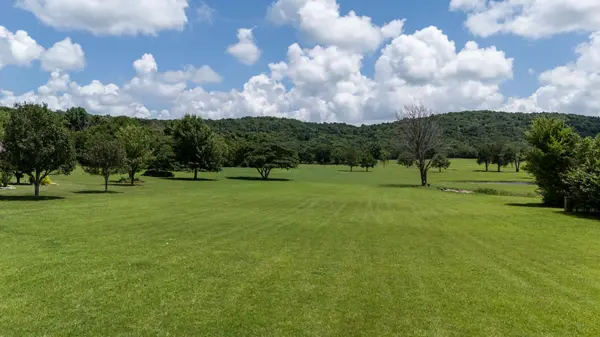 107 Forrest Ct, Shelbyville, TN 37160
