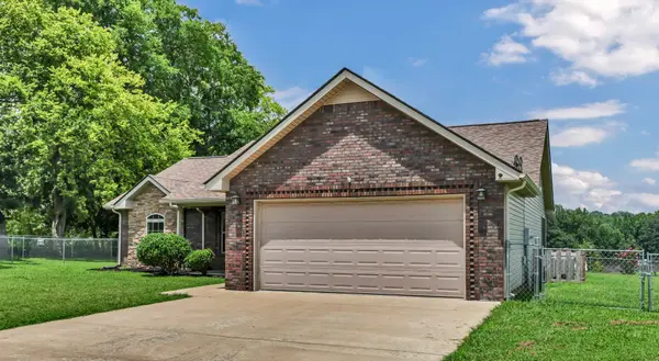 1453 Rustys Ln, Clarksville, TN 37042
