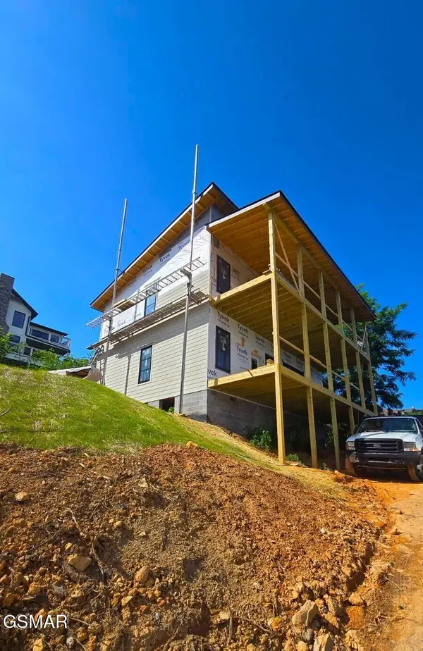 1123 Longview Court, Gatlinburg, TN 37738