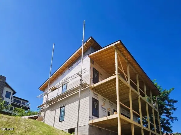 1123 Longview Court, Gatlinburg, TN 37738