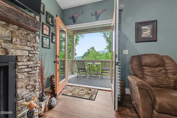 1016 Country Mountain Road, Cosby, TN 37722