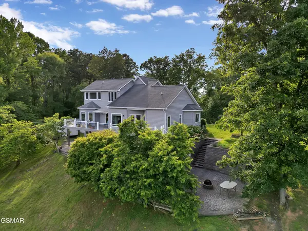 496 Proffitt Ridge Rd, Mooresburg, TN 37811