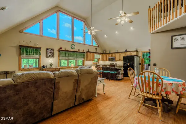 2605 Schisandra Lane, Cosby, TN 37722