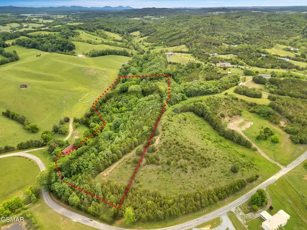 335 Oakwood Road, Midway, TN 37809