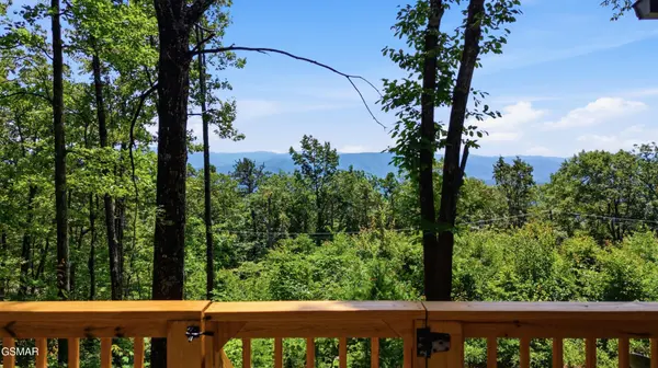 2749 E End Road, Sevierville, TN 37876