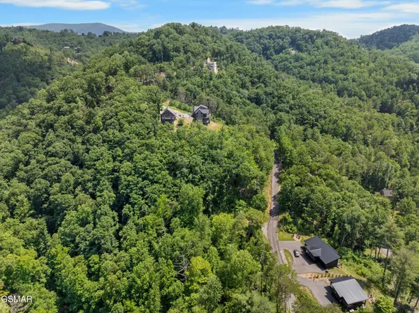 3276 Emerald Springs Loop, Sevierville, TN 37862