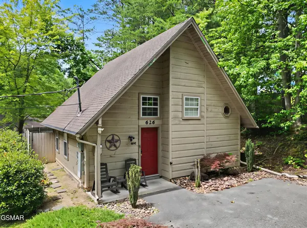 626 Morning Mist Way, Gatlinburg, TN 37738