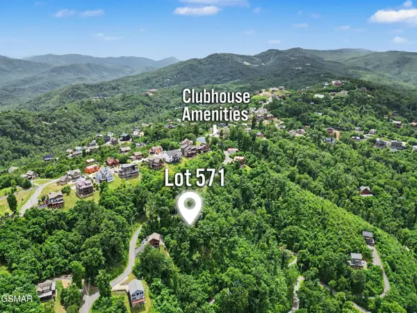571 Village Loop Road, Gatlinburg, TN 37738
