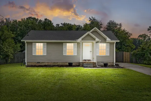 250 Hugh Hunter Rd, Oak Grove, KY 42262