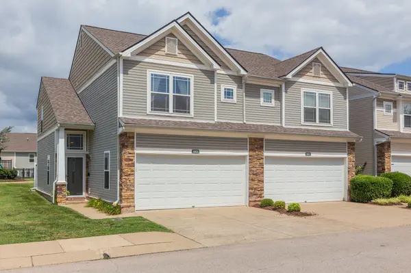 1055 Somerset Springs Dr, Spring Hill, TN 37174