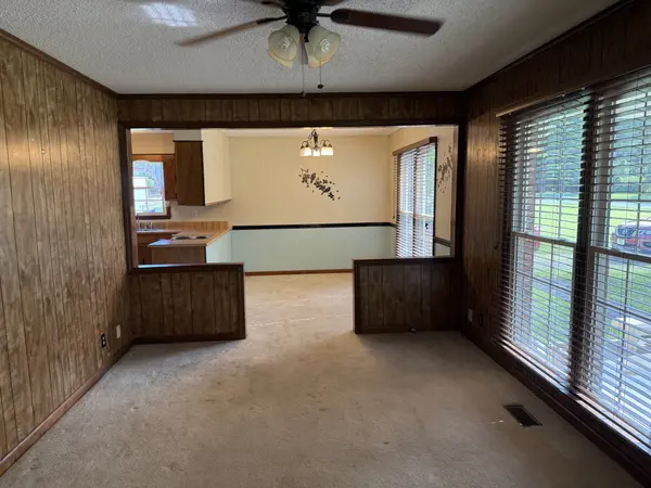 3741 Barfield Crescent Rd, Murfreesboro, TN 37128