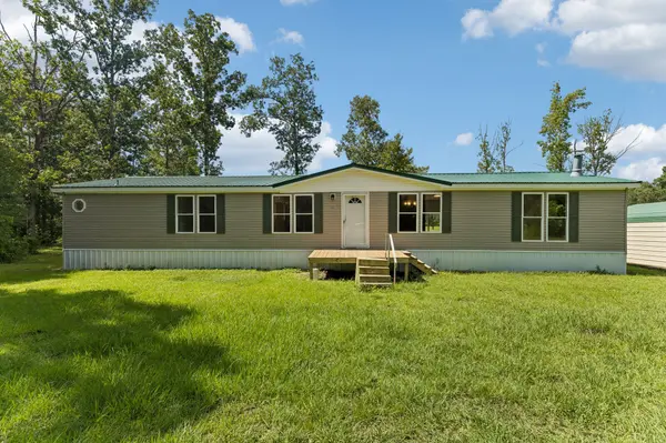 286 Henderson Rd, Hohenwald, TN 38462