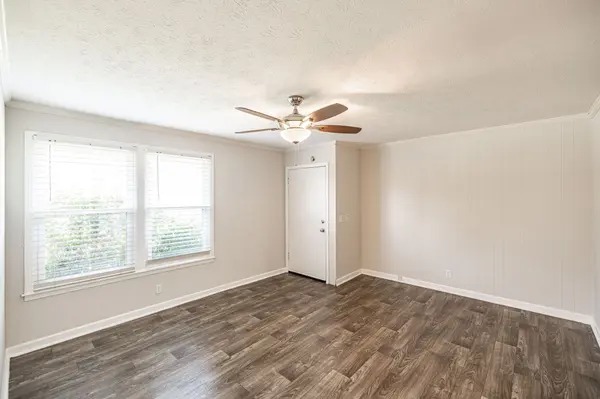 127 Susan Dr #B, Hendersonville, TN 37075