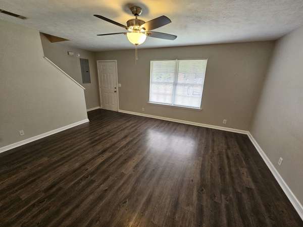 2015 Bradyville Pike, Murfreesboro, TN 37130