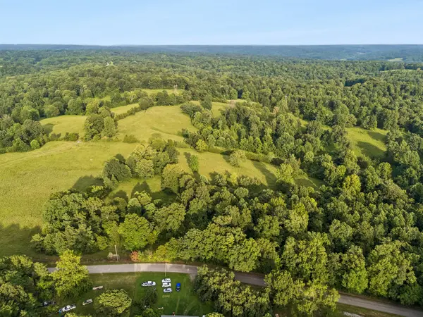 6 Shiloh Canaan Road, Palmyra, TN 37142