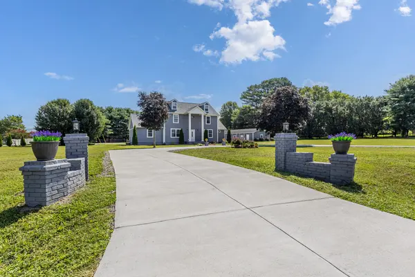 8624 Guthrie Rd, Cross Plains, TN 37049