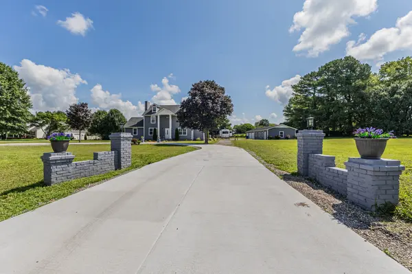 8624 Guthrie Rd, Cross Plains, TN 37049