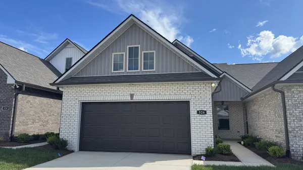 526 W Foxrun,  Springfield,  TN 37172