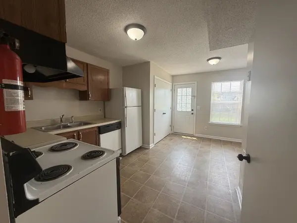 330 Audrea Ln #2, Clarksville, TN 37042