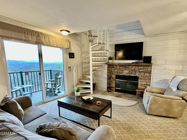 3710 Weber Road #E306, Gatlinburg, TN 37738
