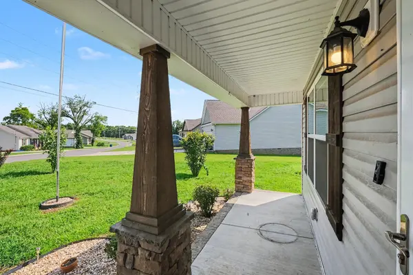 118 Blue Grass Dr, Shelbyville, TN 37160