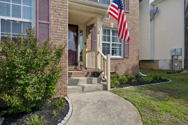 1125 Dawnwood Dr, Old Hickory, TN 37138