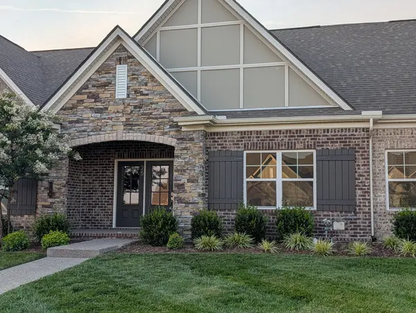 250 Cloverbrook Way, Gallatin, TN 37066