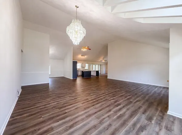 807 W Thompson Ln, Murfreesboro, TN 37129