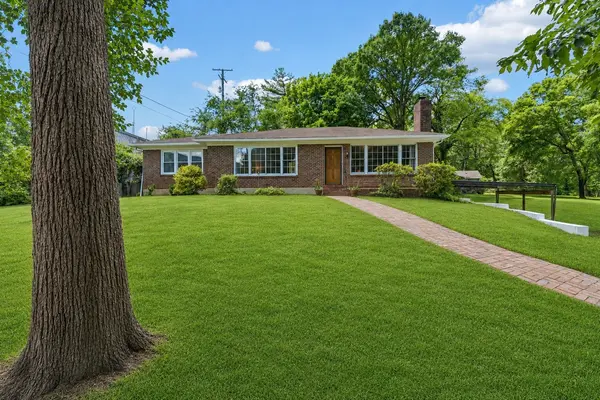 4411 Brush Hill Rd,  Nashville,  TN 37216
