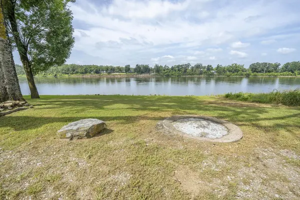 965 ARNOLD LN, Savannah, TN 38372