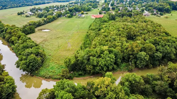 1204 Willow Bend Dr, Clarksville, TN 37043