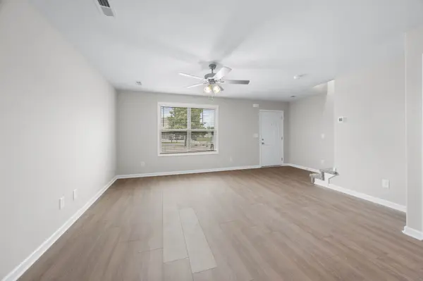2201 Eldos Trace Cir #D, Clarksville, TN 37042