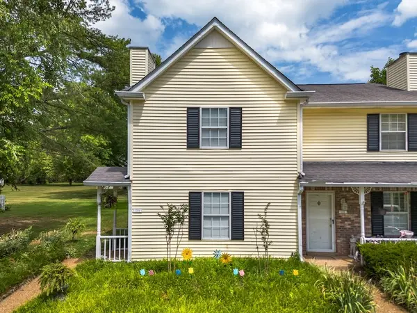 1244 Carriage Park Dr, Franklin, TN 37064